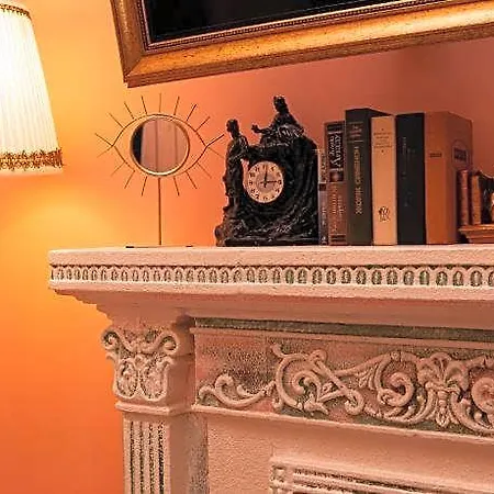 Boutique Mason In Historical Hotel Odessa