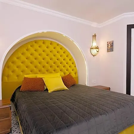 Boutique Mason In Historical 5* Odessa