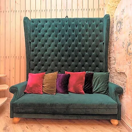 Boutique Mason In Historical